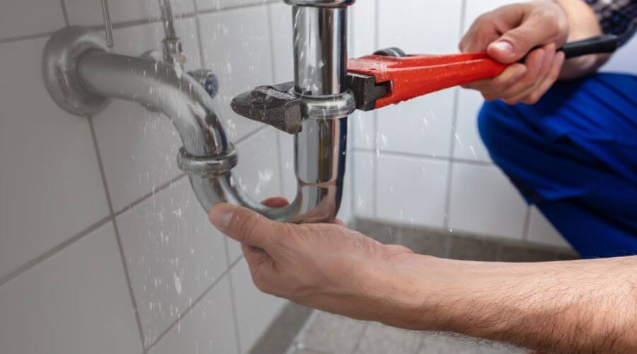 Expert burst pipe repair services in Tell City, IN